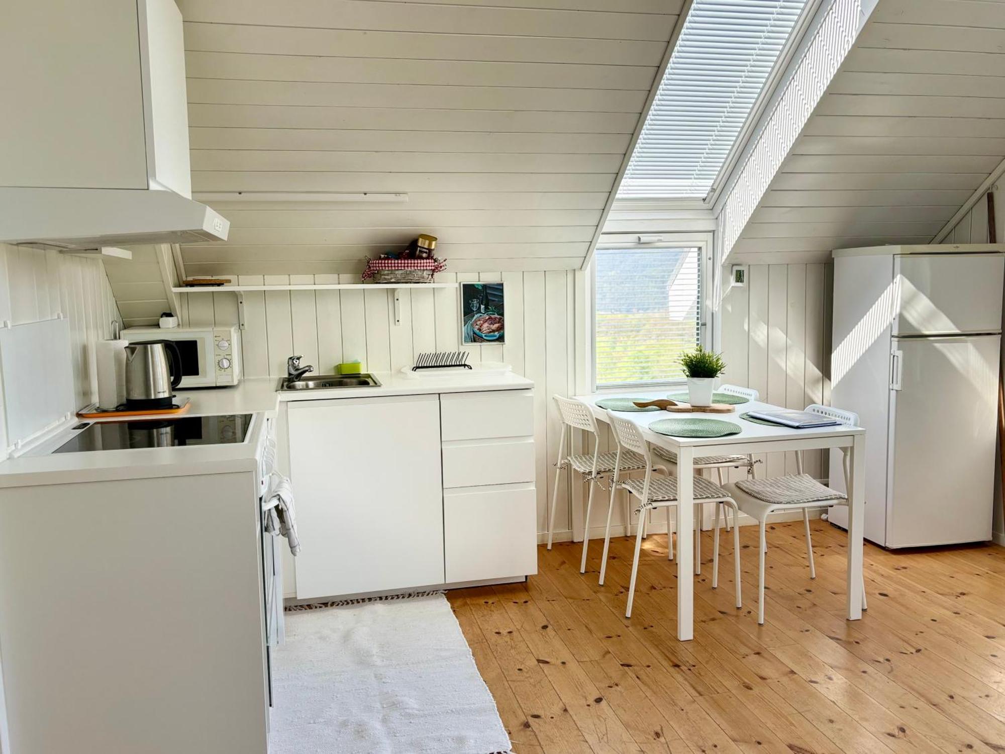 Fjord Road Apartment Hjelmeland Екстериор снимка