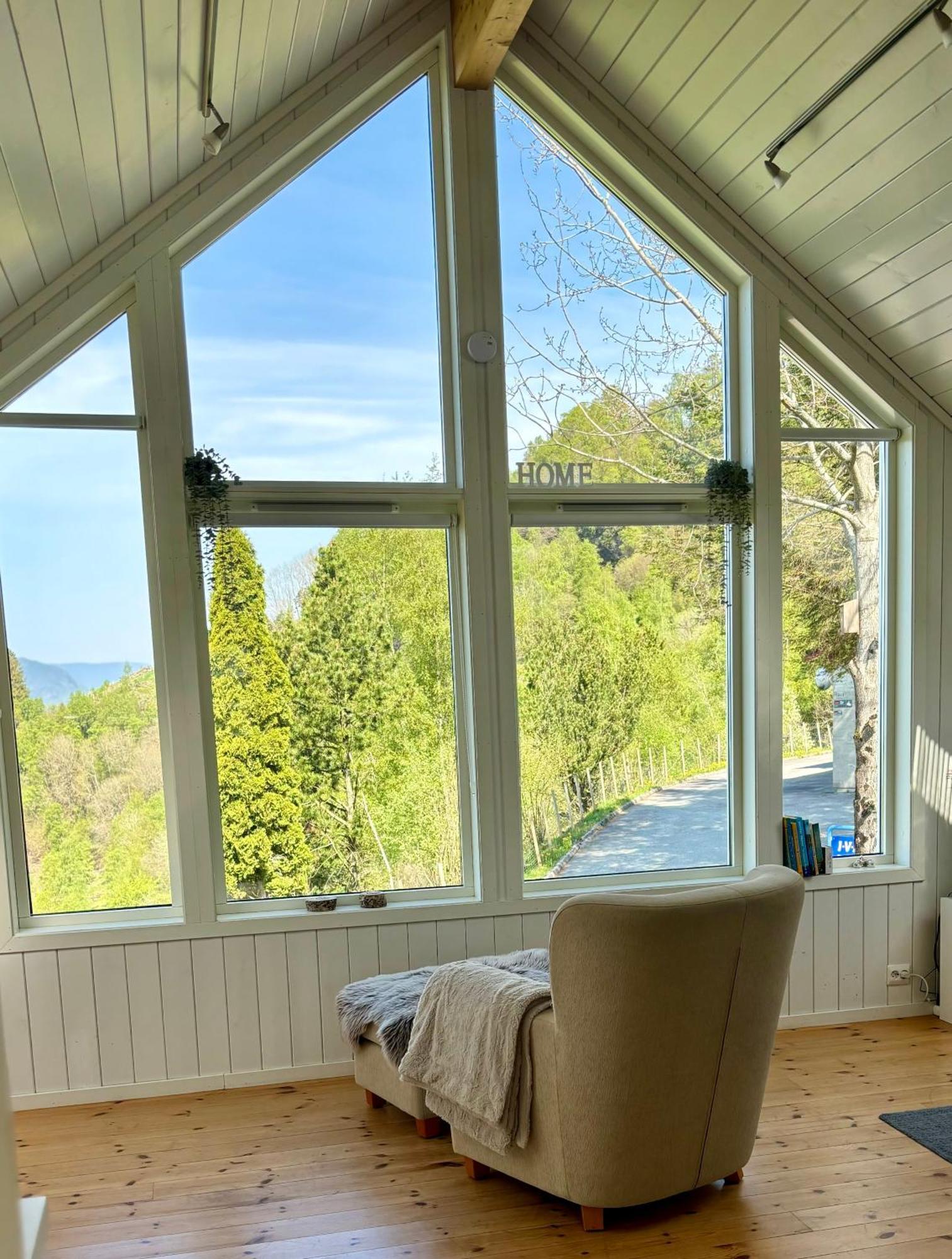 Fjord Road Apartment Hjelmeland Екстериор снимка
